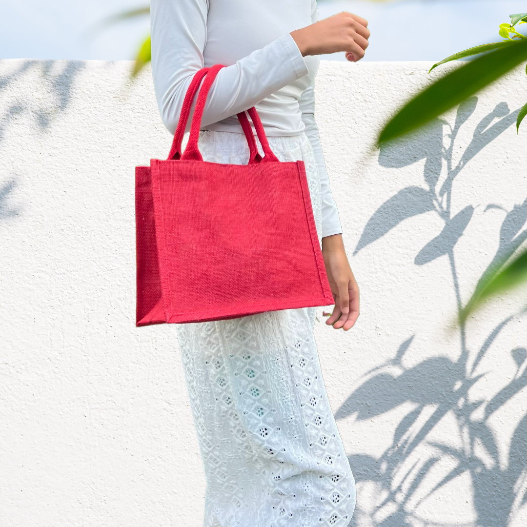 Petit sac en toile de jute rouge – Sac écoresponsable