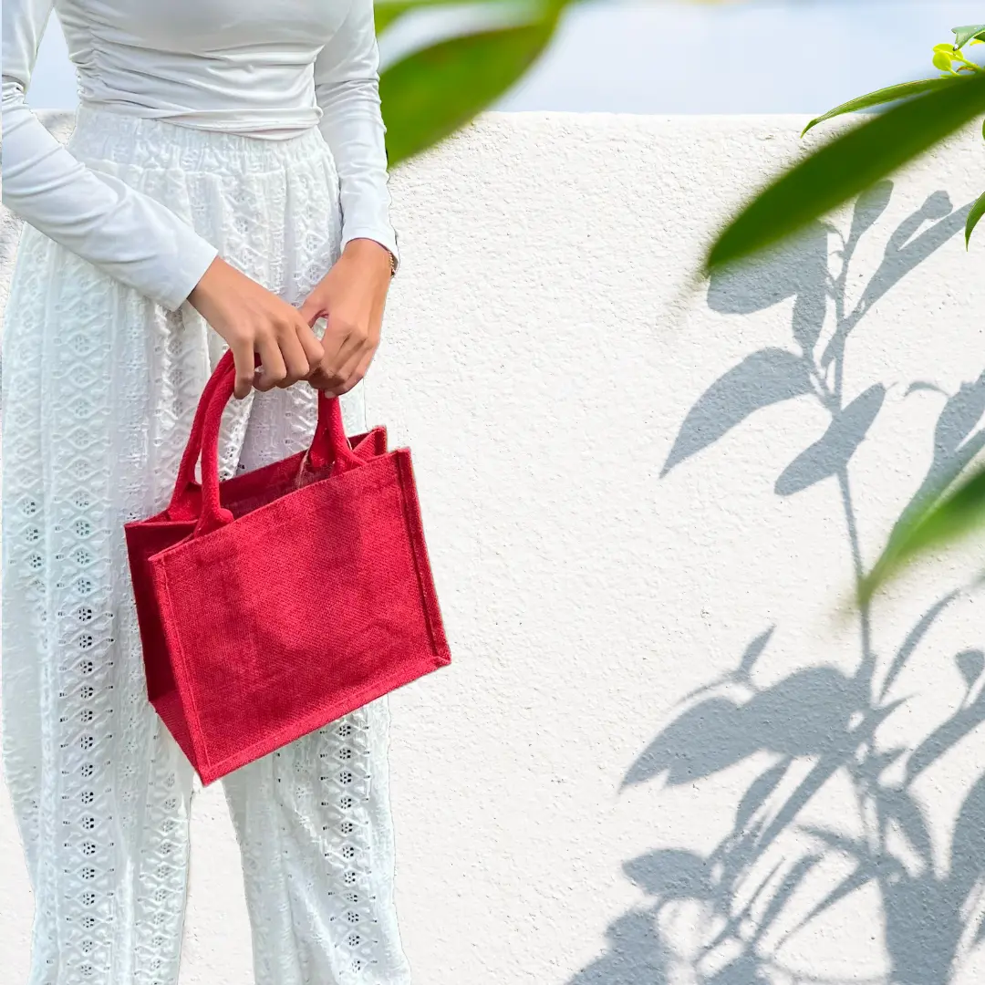 Petit sac en toile de jute rouge – Sac écoresponsable NEYWASA Originals